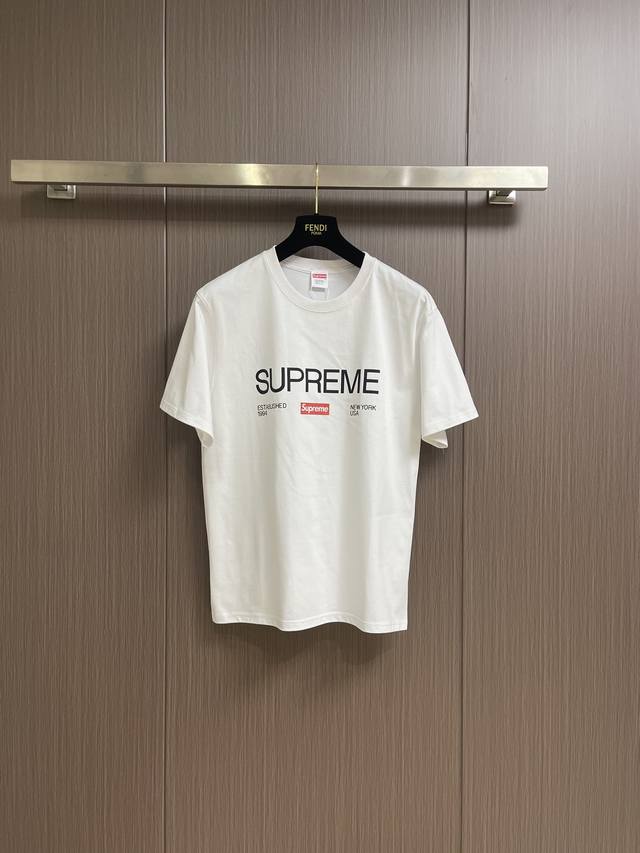 supreme week 1 est. 1994 tee 字母印花直筒圆领套头短袖t恤男女同款采用260克精梳棉双纱 从面料到辅料全部三标齐全跟足zp 进口松井