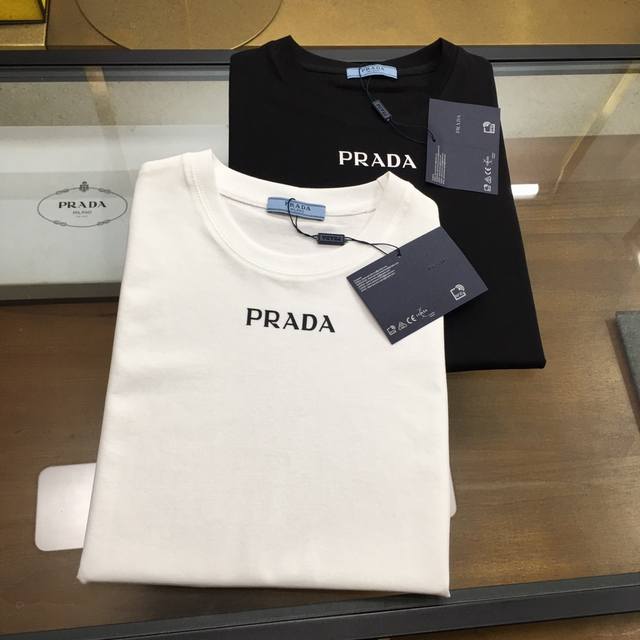 新品潮牌 Prad... 阔版M-3XL，下单请报身高体重 2024ss春夏高品质纯棉潮牌短袖T恤，原单品质，最新流行工艺要求，顶级订单要求车线做工，超级好搭配 - 点击图像关闭