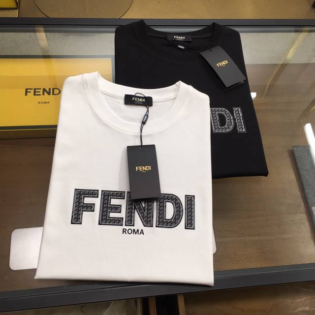 新品潮牌 Fend..i 阔版M-3XL，下单请报身高体重 2024ss春夏高品质纯棉潮牌短袖T恤，原单品质，最新流行工艺要求，顶级订单要求车线做工，超级好搭配