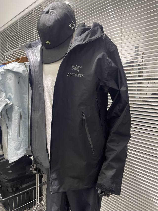 爆款推荐～ARC’TERYX始祖鸟BETA LT GORE-TEX Jacket-Men‘s户外防水冲锋衣 压胶工艺 整衣3D立体仿生学设计衣长臂弯， Tri-