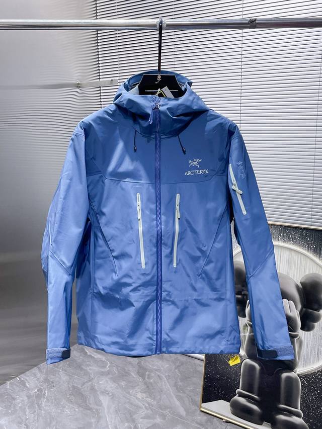 七代冲锋衣 顶级全溢胶版本 Arcteryx 始祖鸟 Alpha系列 Sv 第7代 GORE-TEX Pro 刺绣Logo图案休闲运动连帽拉链硬壳冲锋衣 GOR