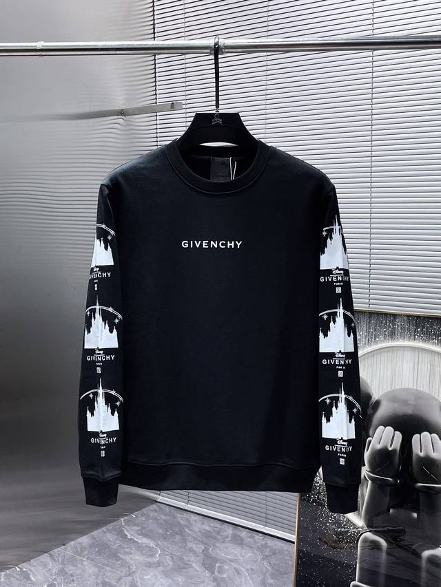 纪梵希 Givenchy 2024ss早秋新款 长袖 圆领 卫衣，高端版本！专柜定制面料 透气舒适度高，细节无可挑剔，品牌元素设计理念，体现高品质。手感细腻柔软