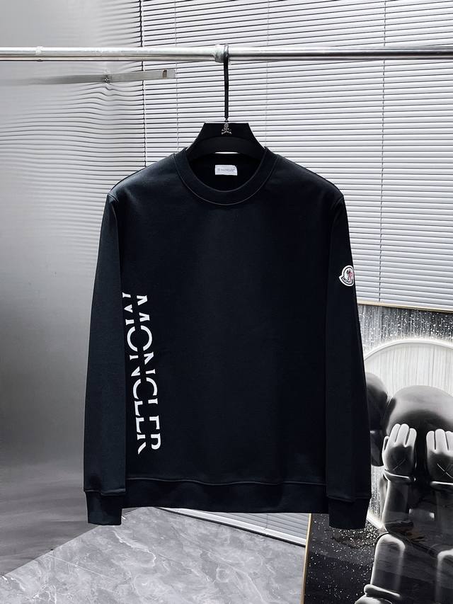 蒙口 moncler 2024ss早秋新款 长袖 圆领 卫衣，高端版本！专柜定制面料 透气舒适度高，细节无可挑剔，品牌元素设计理念，体现高品质。手感细腻柔软！呈