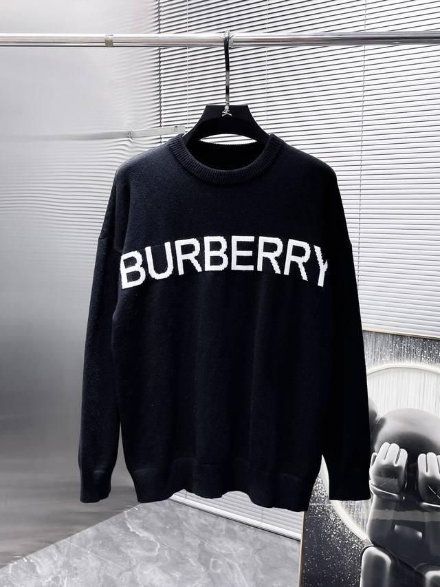 巴宝莉 Burberry 秋冬新款 羊毛混纺 圆领 长袖 毛衣 羊毛衫 打底衫，高端版本！专柜定制面料 透气舒适度高，细节无可挑剔，品牌元素设计理念，体现高品质