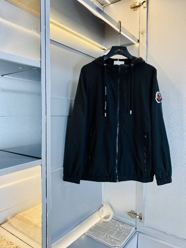 官网原单货 可穿190斤蒙口Moncler 2024秋款！新款外套夹克 高版本高品质 原版面料网红明星同款 开模定制五金辅料 感非常舒服 超级百搭好看的一款外套