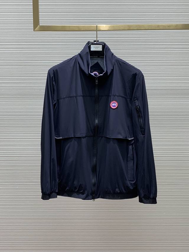 Canada Goose 加拿大鹅，2024秋季最新品，专柜同步有售，原单狠货，时尚休闲连帽外套，精工复刻，绝对一比一顶级复刻，随意对比，顶级刺绣工艺字母图案l