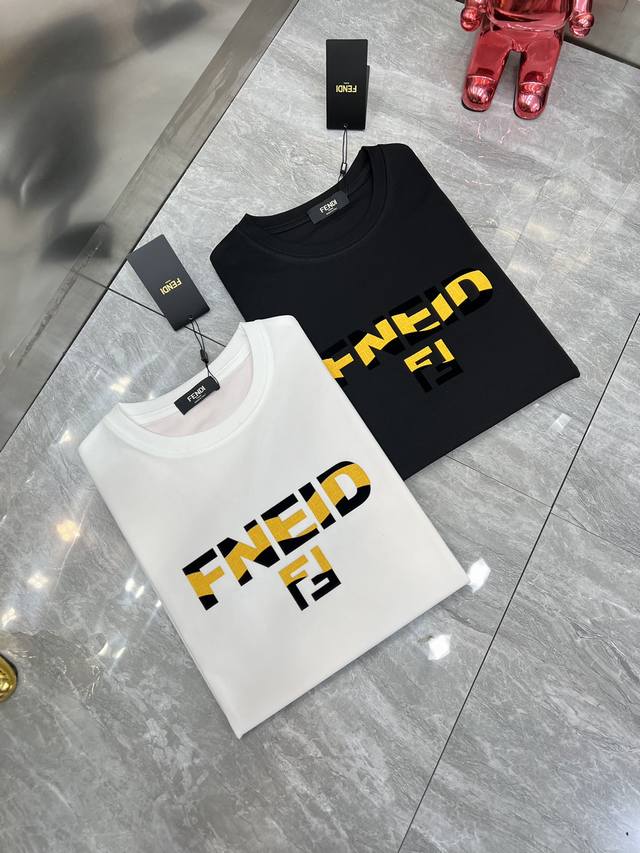 Fendi 芬迪 2024年春夏新品上新 三标齐全 圆领短袖T恤 好货不用过多介绍 看细节 专柜码数：M-XXXL 175 140建议L