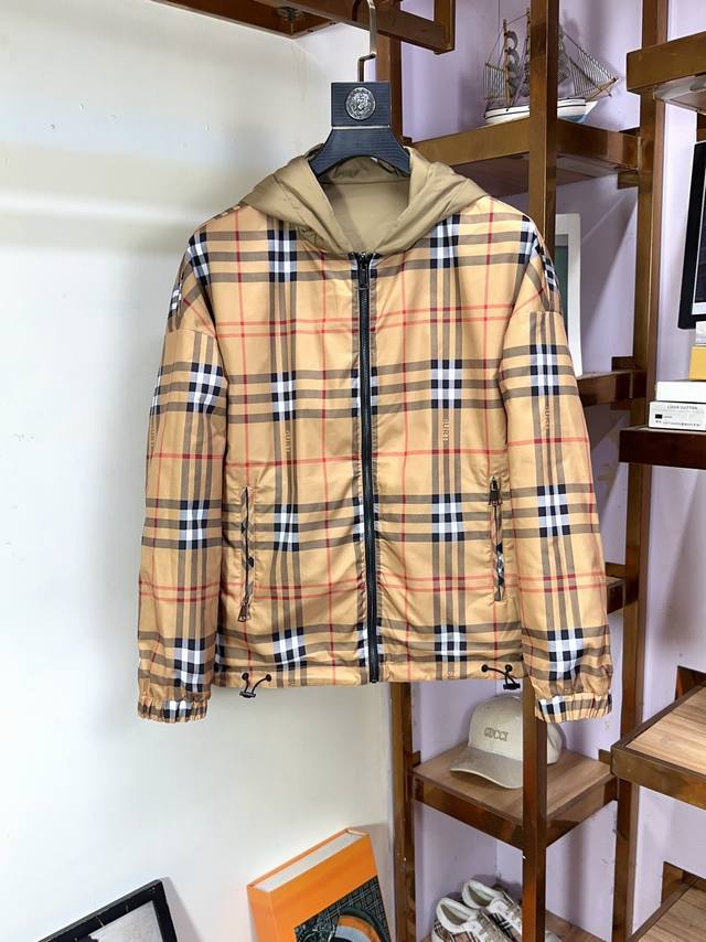 Burberry 巴宝莉 原版五金！夹克！春款专柜新款休闲时尚棉服夹克外套 多口袋工装设计！保暖棉服超前卫设计风格 细腻舒适 穿着非常轻便不易起皱。多重重工艺