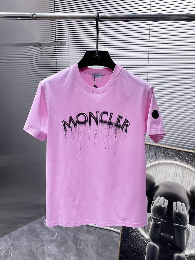 蒙口 moncler 2024新款 圆领 短袖 T恤 体恤 半袖 ，高端版本！专柜定制面料 透气舒适度高，细节无可挑剔，品牌元素设计理念，体现高品质。手感细腻柔