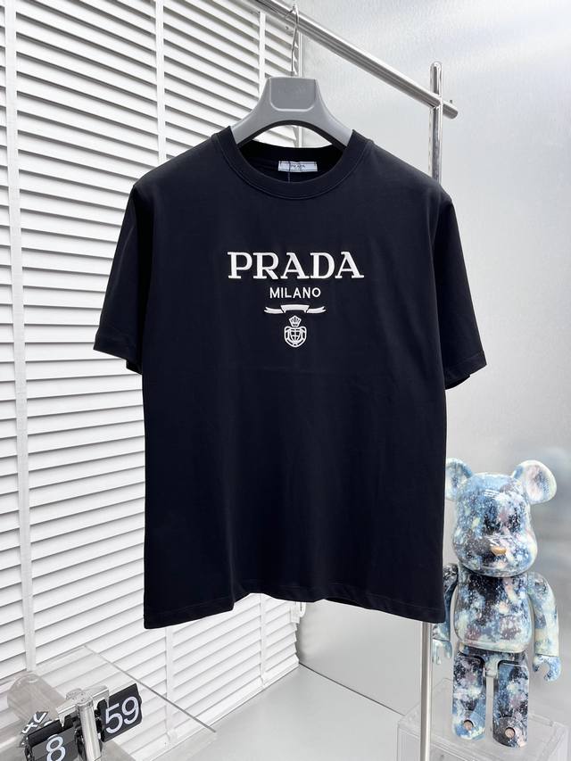 Prad* 2024夏季新款，经典刺绣短袖，时尚进口原版面料，上身舒适透气，上身帅气有型，高版本男女同款 码数：M-3XL