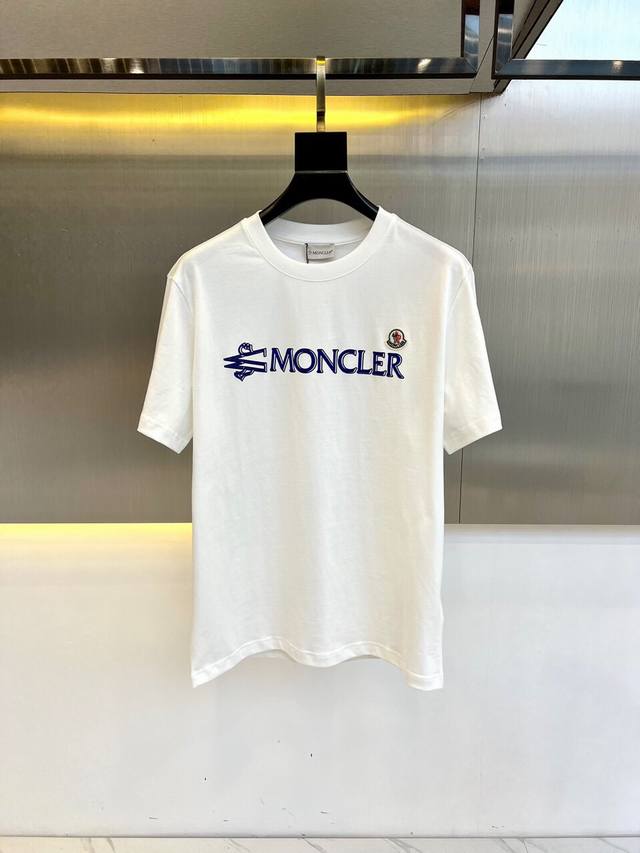 Mon蒙口、2024新品纯棉最新最顶级版胸前今年最流行的徽标印花经典标识图案logo时尚简约潮流短袖，最顶级的品质专柜原单短袖，顶级制作工艺进口面料，采用进口高