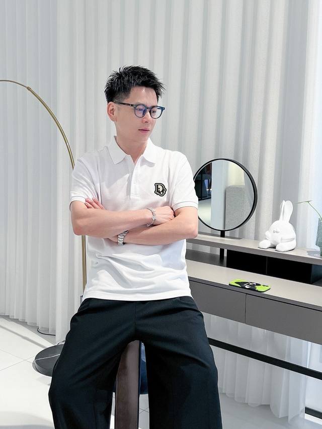 DIOR 2024ss夏季新款 logo男士翻领Polo衫！经典商务男款，高端男装的天花板级别的商务男款！简约时尚大气不失优雅，单穿内搭体面过人，品质控 细节控