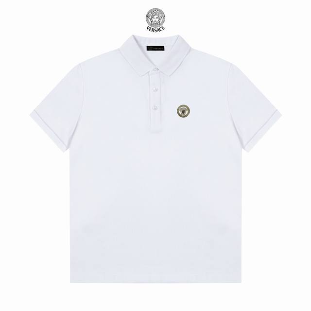 Versace 范思哲经典LOGO 精美Polo衫 升级，灵感源自八十年代复古 原版面料 官方同款 定制 同缸染面料 手感非常舒服 春夏最新砖柜同步 时尚又个性 - 点击图像关闭