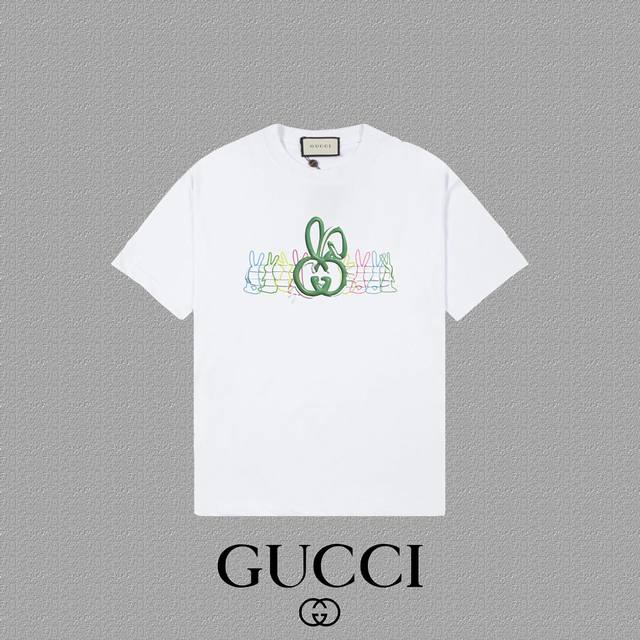 Gucci 古奇] 2024FW短袖T恤 LOGO印花 高端32s双纱260克面料 重磅面料 定制拉架罗纹同缸同染 三标齐全 男女同款 颜色：黑色 白色 尺码：