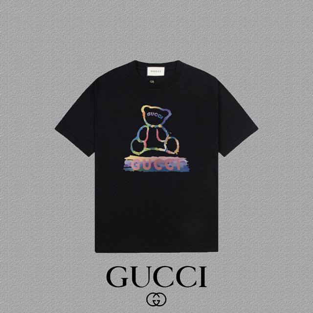 Gucci 古奇] 2024FW短袖T恤 LOGO印花 高端32s双纱260克面料 重磅面料 定制拉架罗纹同缸同染 三标齐全 男女同款 颜色：黑色 白色 尺码：