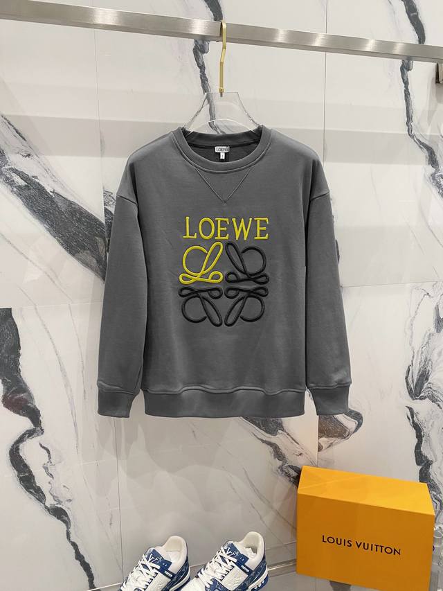 LOEWE 罗意威 2024秋季圆领新款卫衣 经典撞色设计刺绣字母LOGO 原版面料 官方同款 400克 同缸染面料 手感非常舒服 百搭超级百搭好看 男女都非常