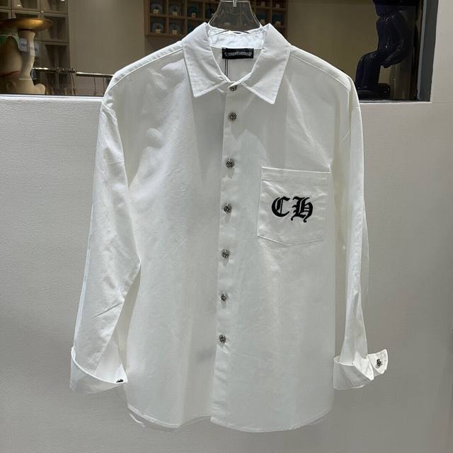 Chrome Hearts 克罗心 皮十字 拼皮刺绣 衬衫外套 OS版型 男女都可驾驭！面料使用斜纹纱卡全棉面料！纹路清晰流畅，不易起皱，不褪色！ 绣花工艺复杂