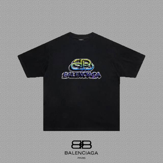 BALENCIAGA 巴黎世家 巴黎锁扣字母印花短袖T恤 定织定染280克精梳棉重磅面料 螺纹零色差 细节完美 区别市面通货版本 欢迎对比 男女同款 上图必卖款