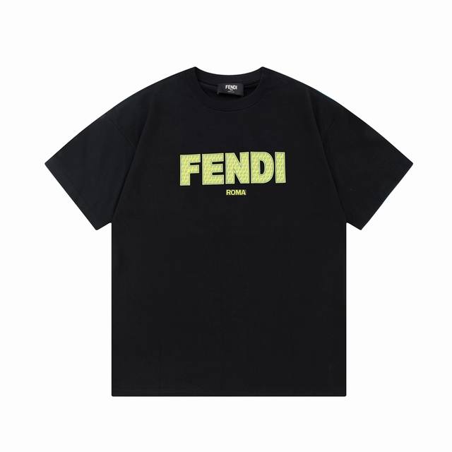 FENDI 芬迪 双FF 大字母印花 Logo标识精致升级，灵感源自八十年代复古 原版面料 官方同款 短袖T恤 定制260克同缸染面料 手感非常舒服 春夏最新砖