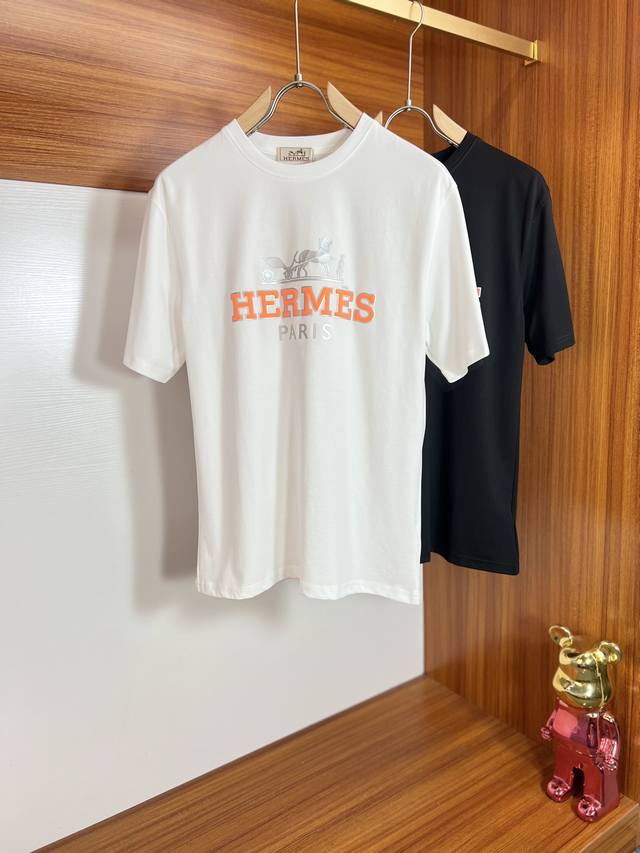 Hermes 爱马仕 2024年春夏新品上新 三标齐全 圆领短袖T恤 好货不用过多介绍 看细节 专柜码数：M-XXL 175 140建议M 码数偏大