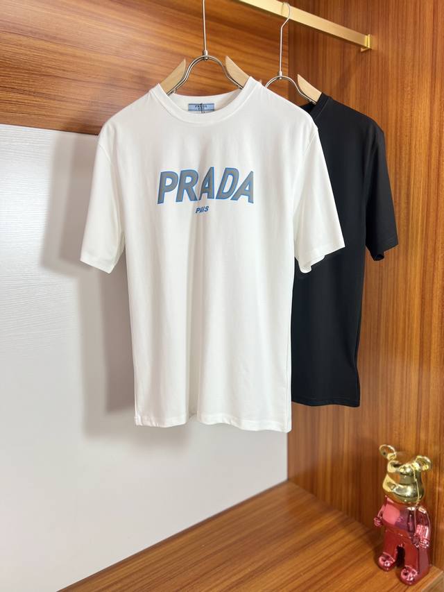 Prada 普拉达 2024年春夏新品上新 三标齐全 圆领短袖T恤 好货不用过多介绍 看细节 专柜码数：M-XXL 175 140建议M 码数偏大