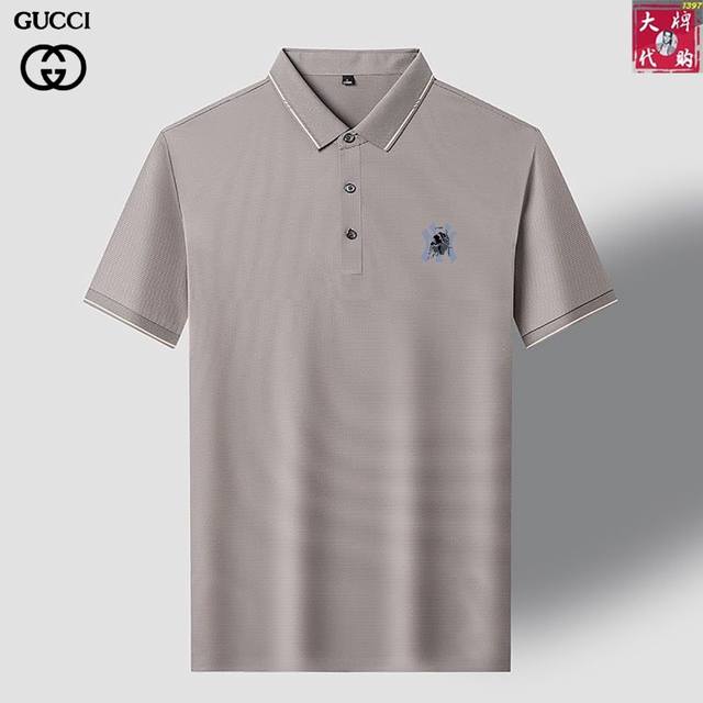 Gucci 古奇 春夏新款polo领短袖系列 精选优质丝光棉面料，时尚大牌logo设计，上身版型超赞，面料细腻舒适透气，随意搭配都超级好看时尚型男必备款哦！尺码