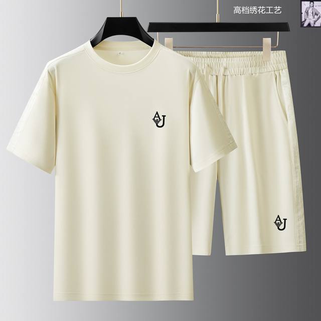 Armani 阿玛尼 夏季新款短裤套装！高端面料！独家首发新品 ，官网同步米兰走秀款 实物拍摄顶级好货 173 130斤穿L 标准码数！最新顶尖官网原单，全新体