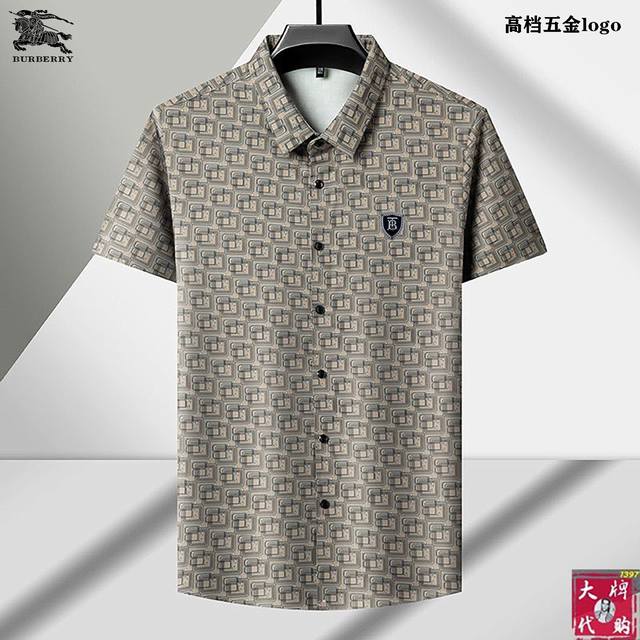 Burberry 巴宝莉 夏季新款高级时装休闲短袖，专柜同款简约时尚，从容百搭，大气优雅采用进口上等面料极致顺滑触感细腻不易起皱奢华高贵挺括有型锁针、高密度缝制