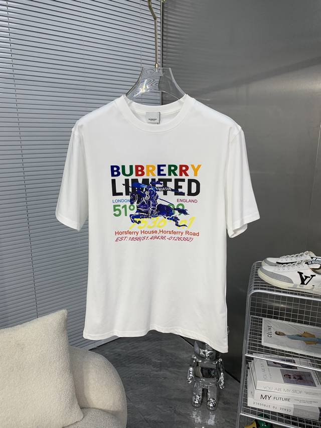 Burberry巴宝莉 2024ss春夏最新款短袖T恤出货啦！！ 2024新款T恤 高版本专用面料 高克重丝光面料 上身舒适不失挺阔 针脚刺绣工艺、数字印花、植