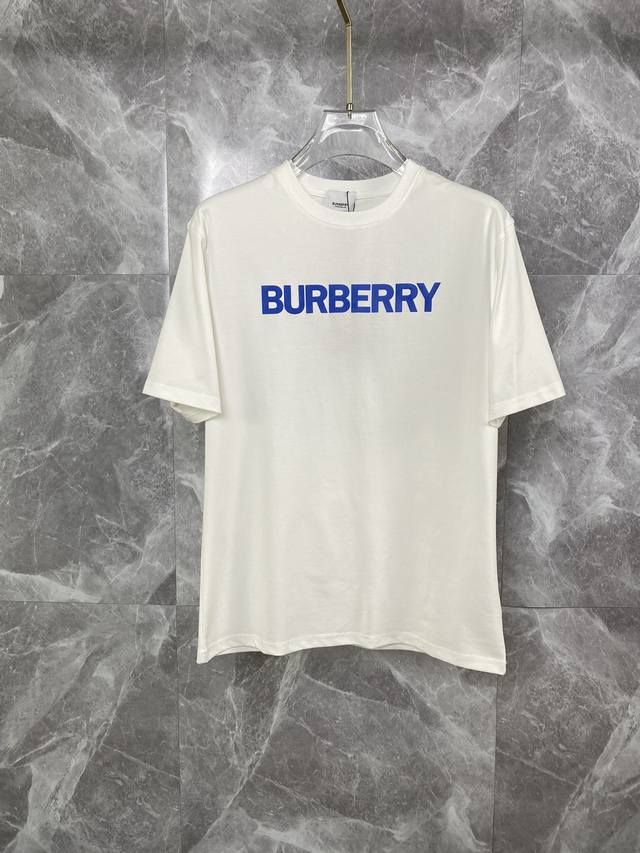 Burberry巴宝莉 2024ss春夏最新款短袖T恤出货啦！！ 2024新款T恤 高版本专用面料 高克重丝光面料 上身舒适不失挺阔 针脚刺绣工艺、数字印花、植