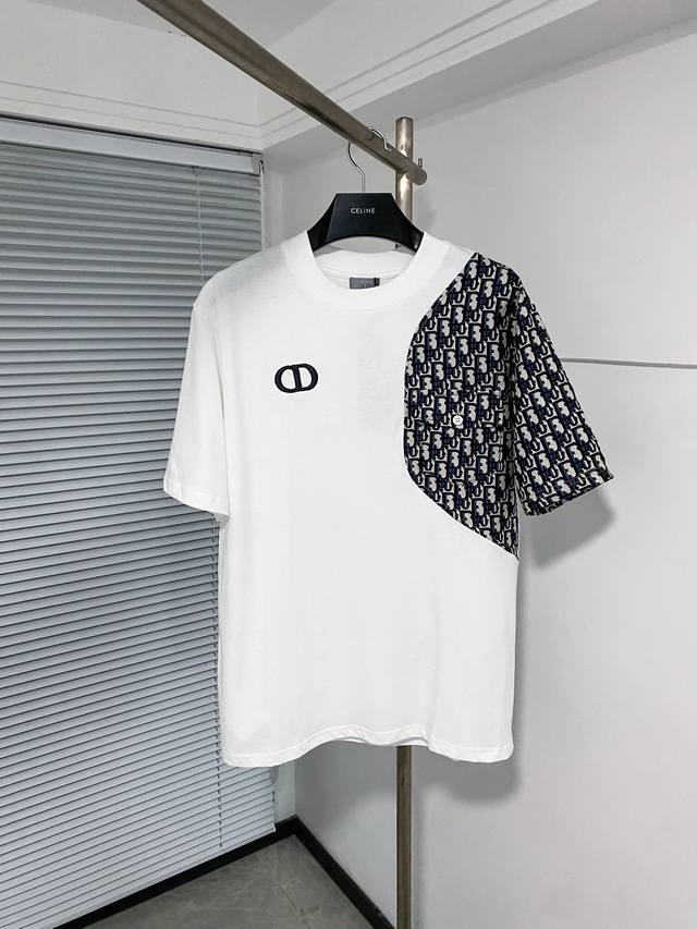 Dior 迪奥 24ss 刺绣拼接短袖 新款拼接圆领短袖 非常炸街的一款，潮男潮女们一定要闭眼收 渠道的精品制作，整个过程非常用心 到手实物质感赞爆啦，里里外外