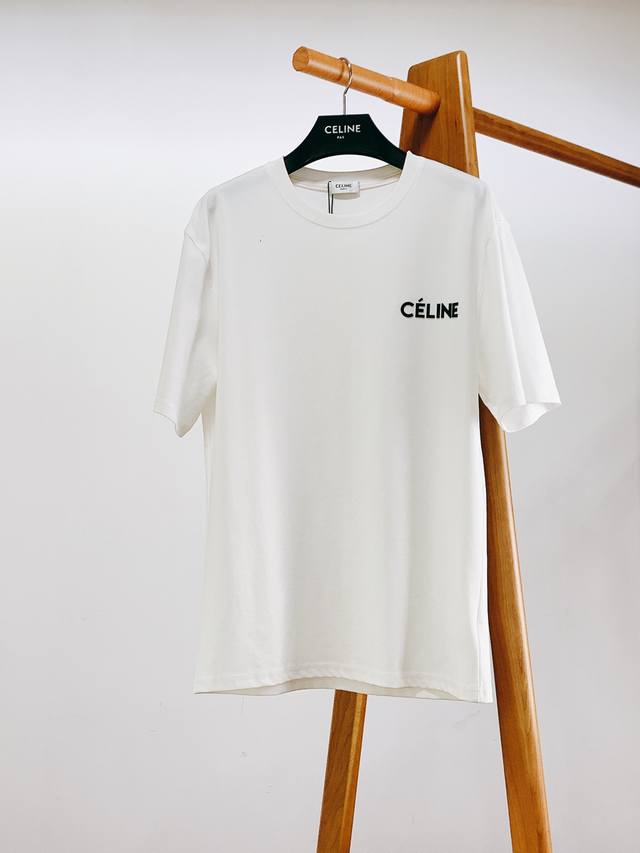 Celine 赛琳 2024SS春夏新品 浮雕线绣短袖T恤，定制60支三股平纹精棉面料 极致柔软舒适 高端大气，胸前立体浮雕字母标识 简约百搭款式 阳光帅气 上 - 点击图像关闭