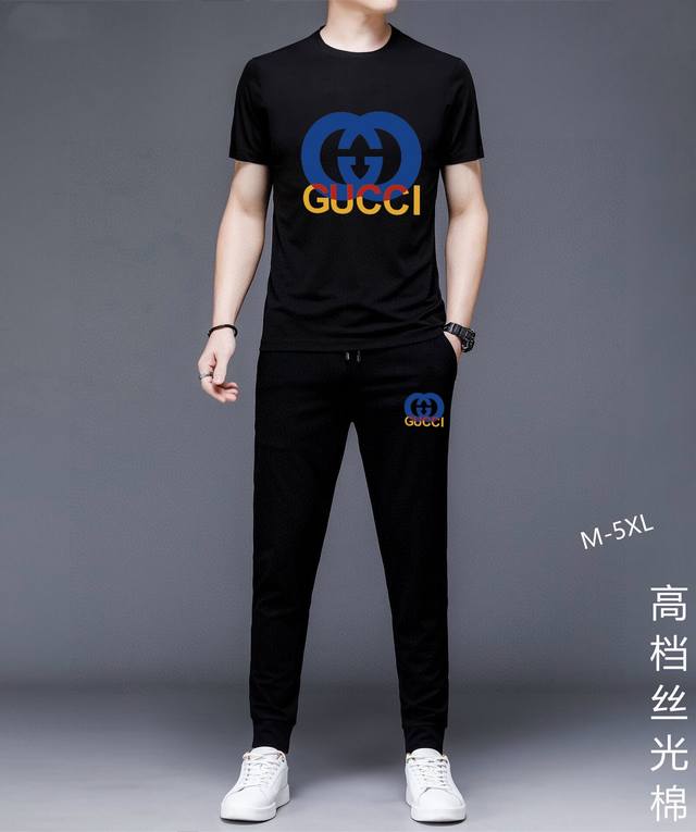 GUCCI 古奇 胖子福音 2024官网同款.世界知名奢侈品牌.夏季男士 双丝光 高品质货套装 采用进口原单面料 ，当季时尚潮流款，百搭爆款。简洁大方，精密的车