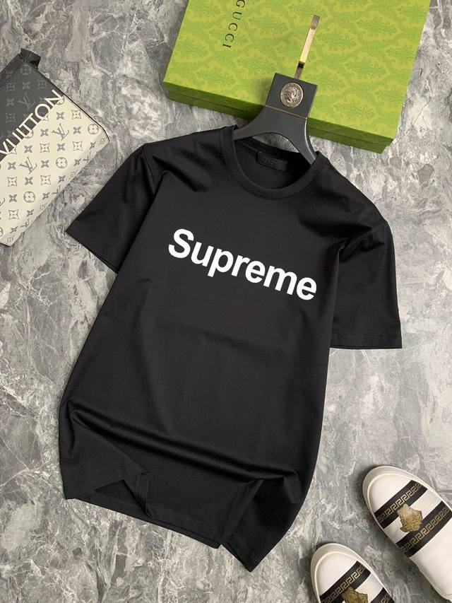 品牌 Supreme 胖子福音 原单男士休闲短袖T恤，2024春夏新品，定制胸前顶级logo 工艺、搭配整件细节 品质及剪裁设计都堪称一流，定制进口丝光棉面料！