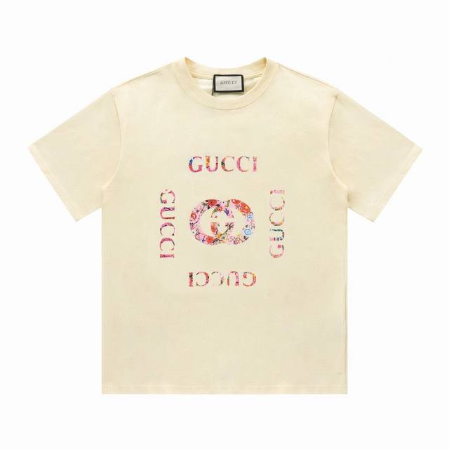 特价 齐码 GUCCI 古驰24SS新款logo印花短袖T恤 采用百分百270克纯棉面料，质感柔软顺滑 采用进口专机高温热固油墨丝网印花，看得到的立体层次，设计 - 点击图像关闭