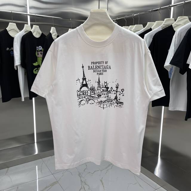 Balenciaga巴黎世家 印花短袖T恤明星穿搭款 -采用双纱纯棉280g，面料颜色定制定染，不缩水不退色。手感舒服，质感超强潮男潮女必备经典落肩阔版型，独家