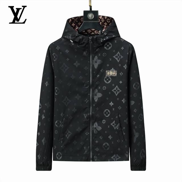 路易威登 LV 殿堂级奢侈品顶级风衣满足您对品质的苛刻要求专柜原单简约时尚从容百搭大气优雅不起皱快速复原奢华如新防风防水速干五金洗水唛显眼的品牌标志做工细致精湛