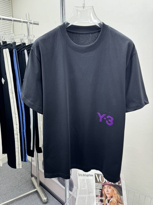 Y-3* 顶级版本 2024秋冬新品加厚290克短袖 火爆上市啦 定制顶级优选洗水棉面料 上身舒适度高 专柜同款装饰 轻奢内敛低调奢华 内搭外穿轻松驾驭不挑人