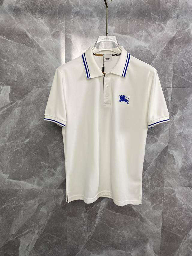 Burberry巴宝莉 2024ss春夏最新款翻领polo短袖出货啦！！ 高版本专用面料 上身舒适不失挺阔 针脚刺绣工艺 数字印花 男女同款 宽松版型 做工走线