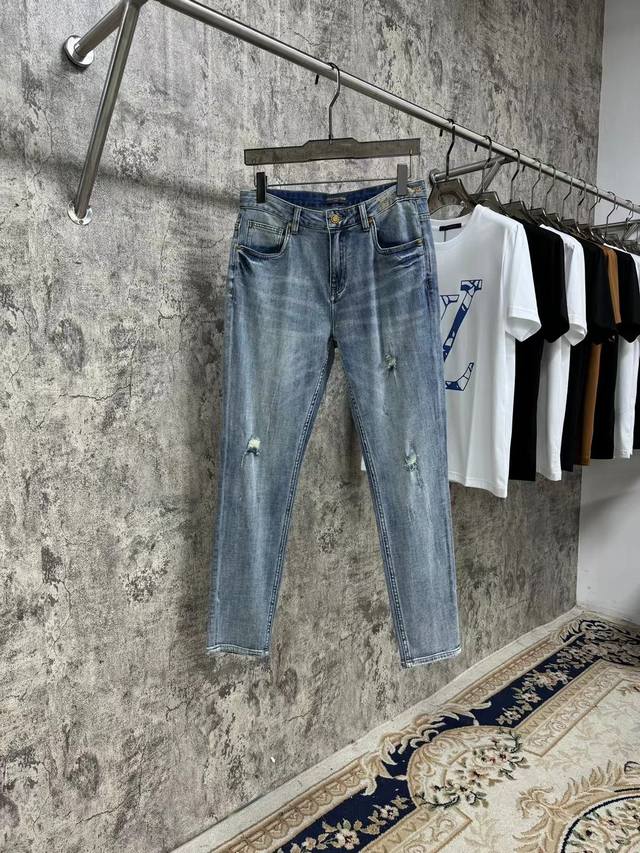 上新 24ss 驴牌 爆款牛仔来袭 重工洗水 定制刺绣logo 修身剪裁 经典百搭 码数29-38 35 37