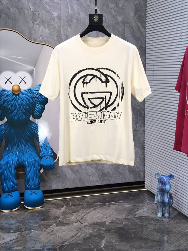 Gucci。 24ss专柜同款圆领短袖T恤 定制面料 面料采用原厂弹力原版液氨棉亲肤面料， 高弹力好伸缩，采用品牌Logo标志图案 高端人士必备单品，w原厂辅料