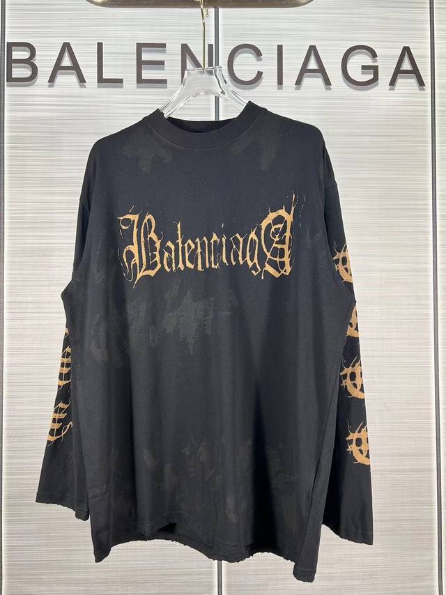 BALENCIAGA巴黎世家FW新款废土风印花情侣休闲长袖 最高版本！300克定制水洗面料！废土风印花衣服洗水做旧整件边位手工磨烂工艺！ 工艺：原版一致走线！袖