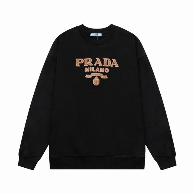 PRADA 普拉达 拼皮LOGO刺绣 原版面料 官方同款 400克 同缸染面料 手感非常舒服 超级百搭好看 个性复古气质 男女都非常合适 吊牌 领标 水洗麦 三