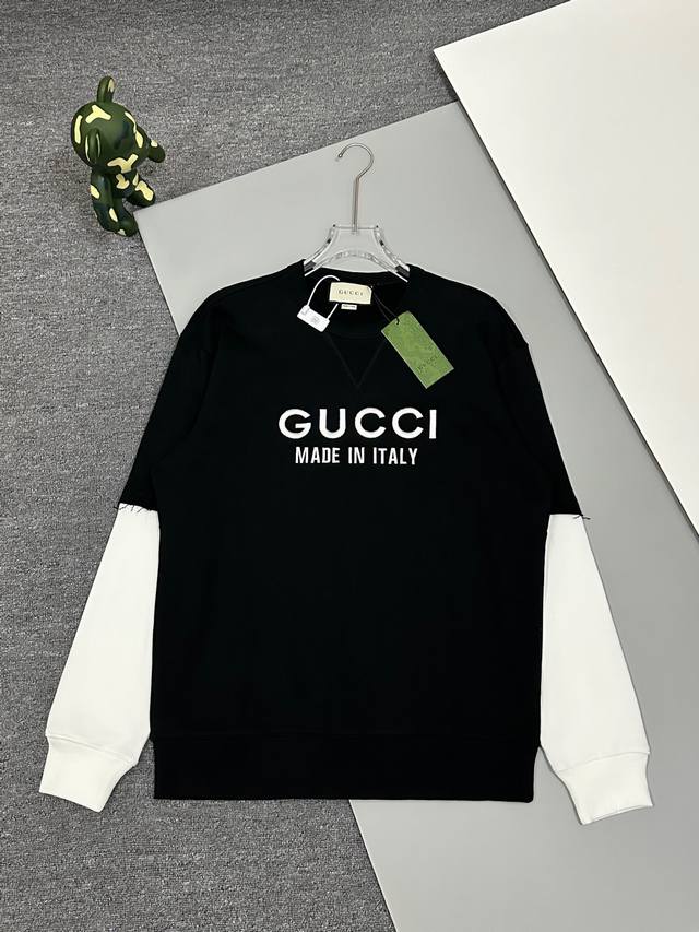 高品质]gucci 古驰 2024秋季新款圆领卫衣假二件拼接 刺绣字母logo纯原品质 原版面料 官方同款 同缸染面料 手感非常舒服 超级百搭好看 个性复古气质