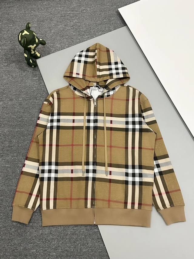 高品质]巴宝莉*Burberry *2024新款经典格子情侣款拉链连帽外套高版本高版本原版面料 数码直喷印花工艺 网红明星同款 高版本 高 品质面料采用400g