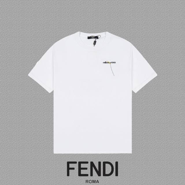 Fendi 芬迪] 2024FW短袖T恤 经典款刺绣字母 高端32s双纱260克面料 重磅面料 定制拉架罗纹同缸同染 三标齐全 男女同款 颜色：黑色 白色 尺码