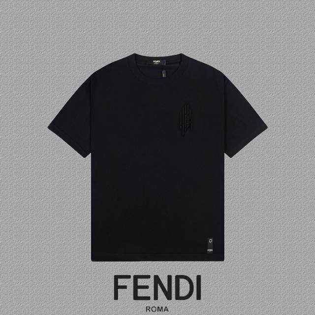 Fendi 芬迪] 2024FW短袖T恤 经典款刺绣字母 高端32s双纱260克面料 重磅面料 定制拉架罗纹同缸同染 三标齐全 男女同款 颜色：黑色 白色 尺码