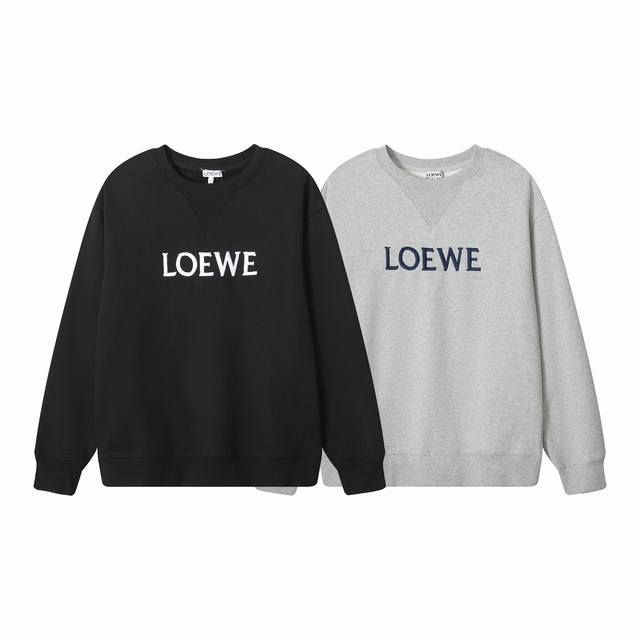 03款，高端定制，最高品质版本Loewe*家刺绣logo圆领卫衣，采用独家定制480g原版1:1双股双纱纯棉面料，定织定染同缸无色差罗纹，定制1:1辅料，三标齐