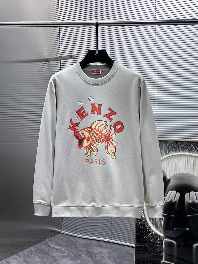 肯佐 KENZO 2024ss新款 长袖 圆领 卫衣，高端版本！专柜定制面料 透气舒适度高，细节无可挑剔，品牌元素设计理念，体现高品质。手感细腻柔软！呈现休闲裁