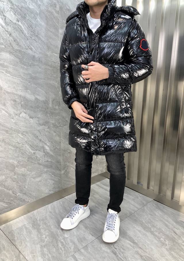 Moncler 蒙口 长款羽绒服 原单品质 90白鸭绒 充实饱满 好货不用过多介绍 看细节 专柜码数：M-Xxxl 175 140 上身L